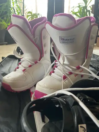 HEAD snowboard and Firefly boots US size 8, View more