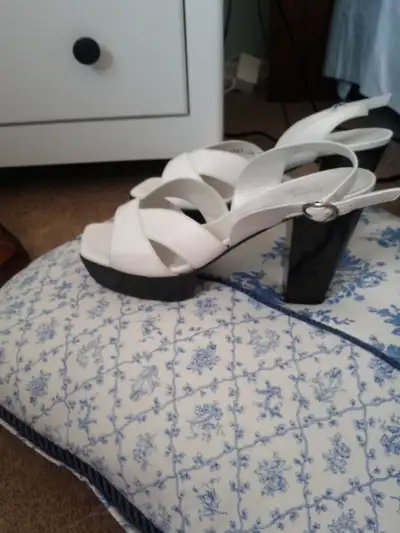 Make is Robert Clergerie. Made in France., View more