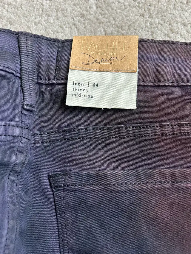NEW Women’s Rachel Roy Jeans (price firm, pick up only) in Women's - Bottoms in Ottawa - Image 3