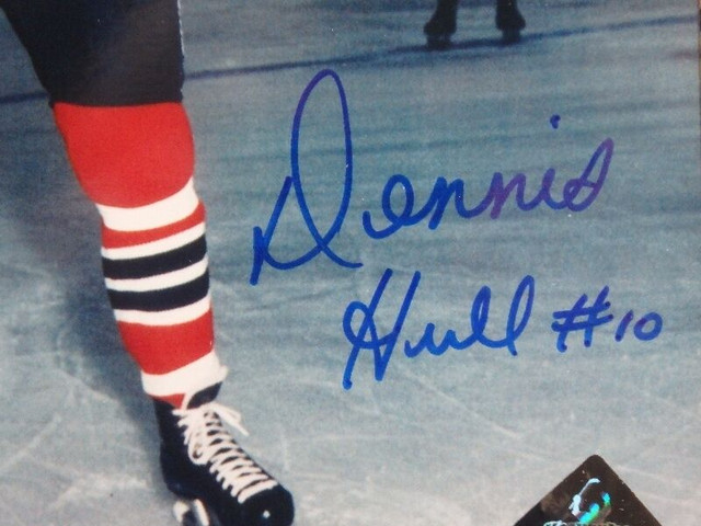 DENNIS HULL Chicago Blackhawks Autographed 8 X 10 Photo W/COA in Arts & Collectibles in Dartmouth - Image 3