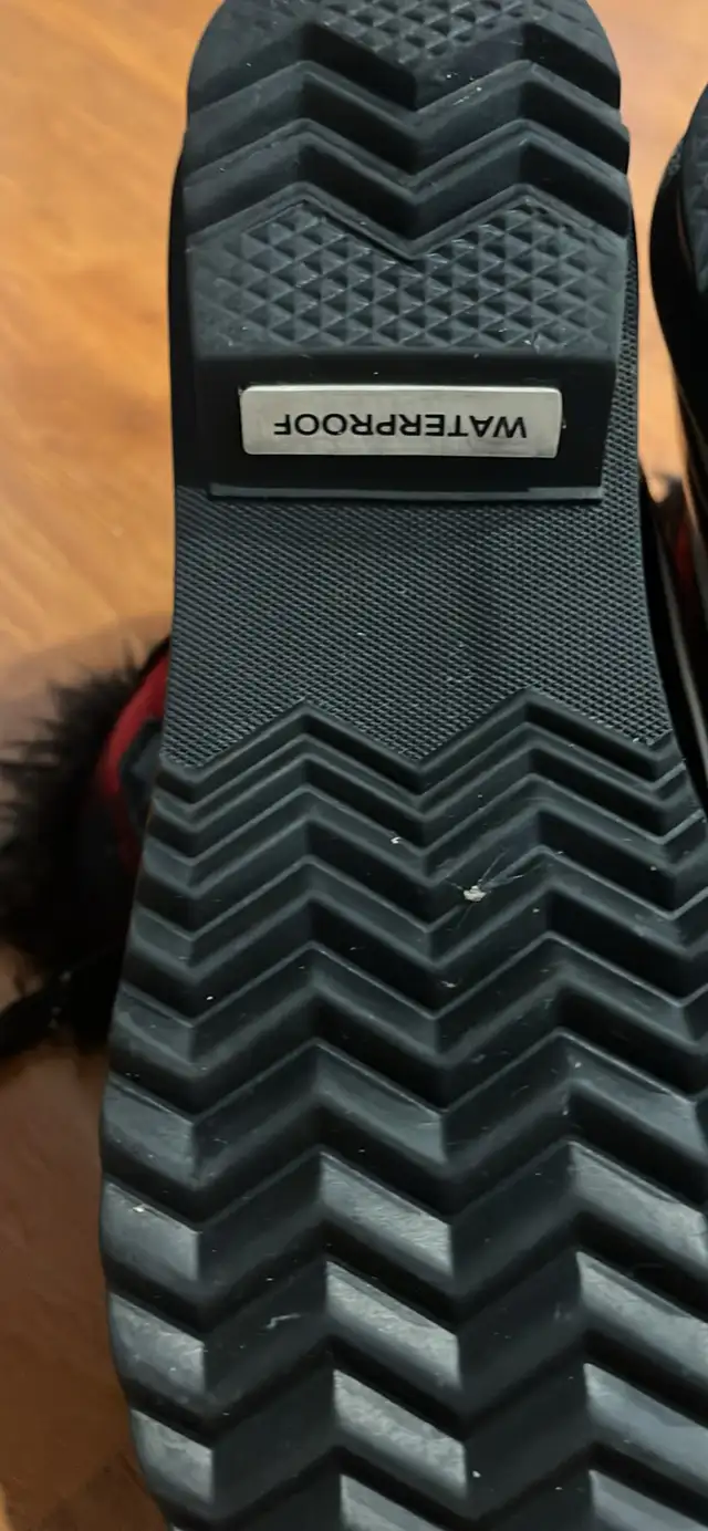 Botte d hiver Femme Sorel winter women boot  size 37 in Women's - Shoes in Laval / North Shore - Image 10