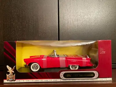 FORD 1957 THUNDERBIRD DIE CAST METAL MODEL CAR, View more