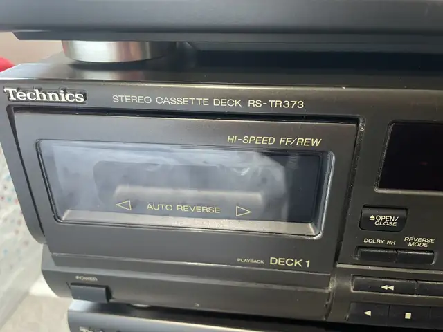Technics AV Control Stereo Receiver SA-GX690 Made in Japan in Stereo Systems & Home Theatre in Calgary - Image 3