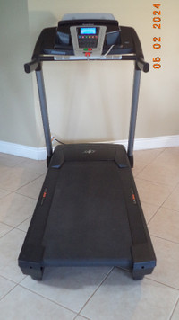 NordicTrack T5.5 Treadmill for Sale.