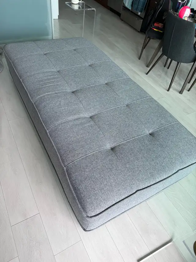 Structube Chameleon Customizable Sofa  in Couches & Futons in City of Toronto - Image 5