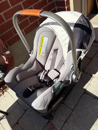 Nuna Pipa car seat, View more
