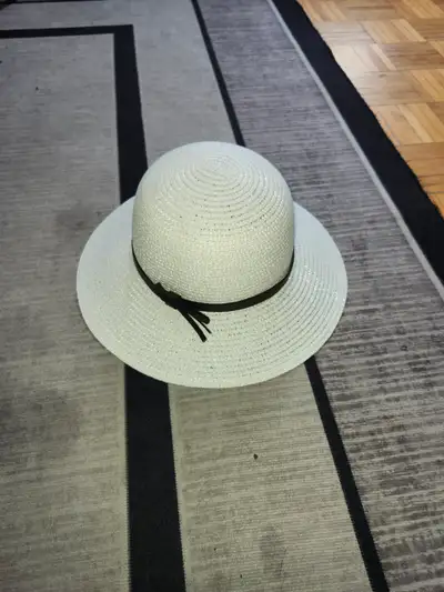 Chapeau de paille de marque Le Grenier, View more