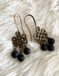 Black onyx dangle earrings, new