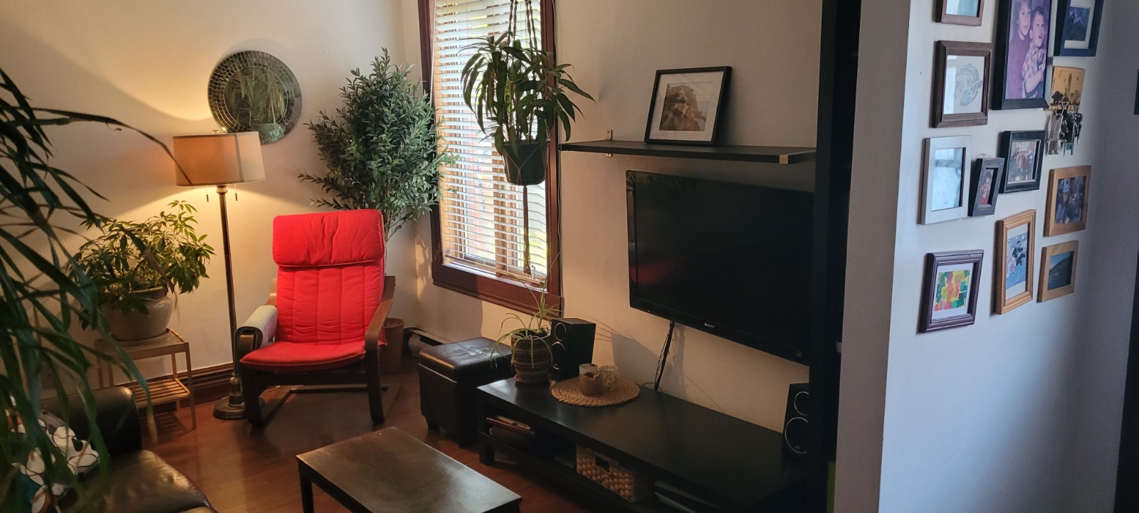3e Avenue — photo 1