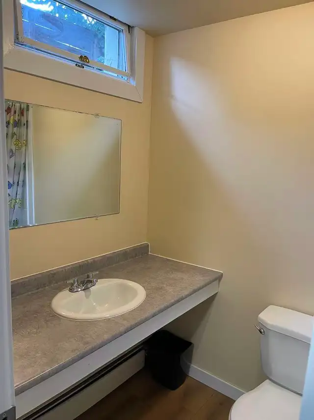 All Inclusive! Fully Furnished & Renovated Bachelor Apartment in Long Term Rentals in Charlottetown - Image 7