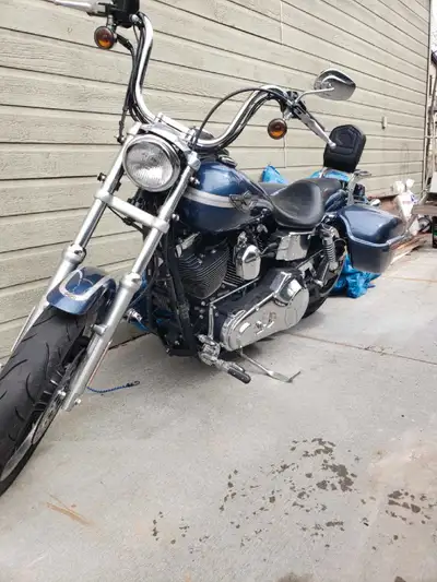 In need of a broken dyna 88, around 3000$ to 4000$ depending on what's broke. Preferably laced wheel...