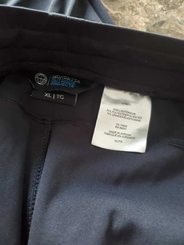 Men's    Sweatpants & Long Sleeve T'Shirts  in Men's in Mississauga / Peel Region - Image 5