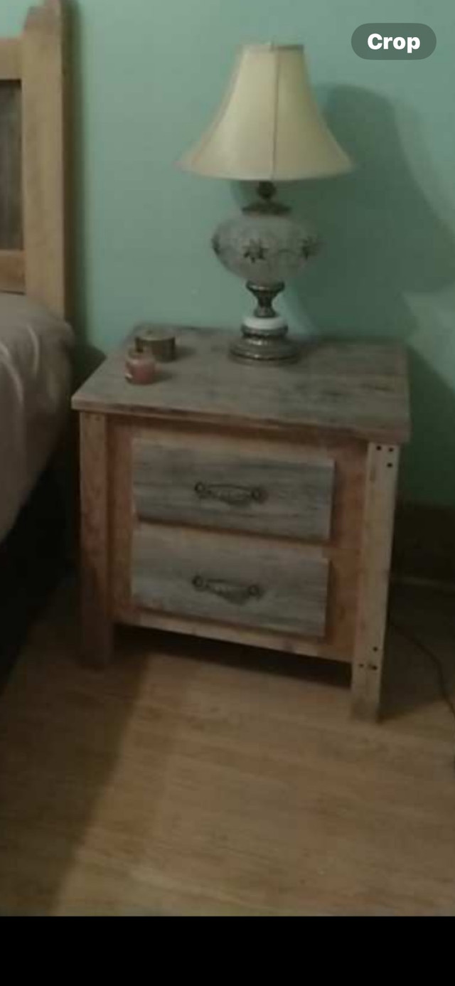 Rustic bedroom set made from reclaimed wood in Beds & Mattresses in City of Toronto - Image 2