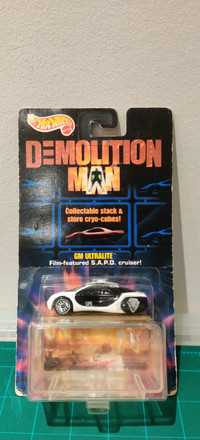 Hot wheels Demolition Man GM ultralite SAPD Police Cruiser new