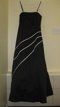 Teen’s Long Dresses