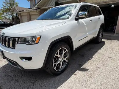 2019 Jeep grand Cherokee 3.6 Limited it come with safety certified no accident new brakes tire it co...