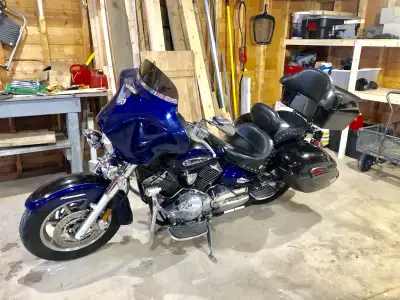 Année 2010 25 000km Bien entretenu comme un bébé Jamais accidenté Utilisé périodiquement pour balade...