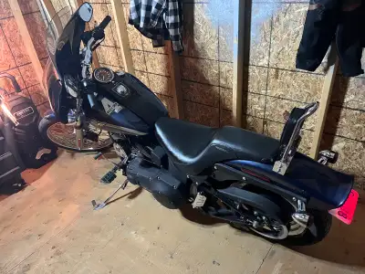 2003 Harley Davidson softail night train 100 year anniversary great bike runs great and sounds great...
