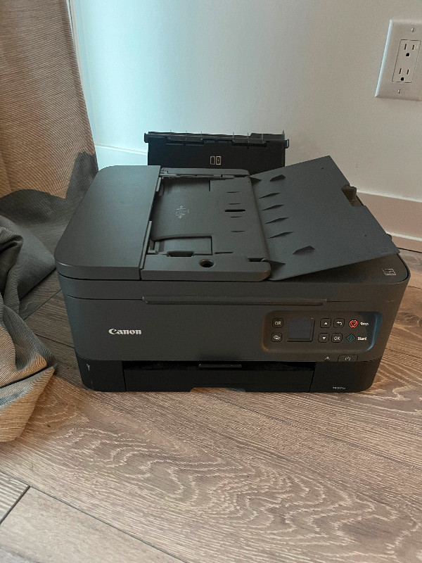 Electric cooker, Microwave and toaster for sale in Microwaves & Cookers in Oakville / Halton Region - Image 3