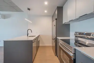 Amazing affordable new 2 bedroom condo in Lasalle
