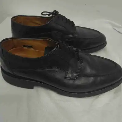 Allen Edmonds leather shoes for men size 10, View more