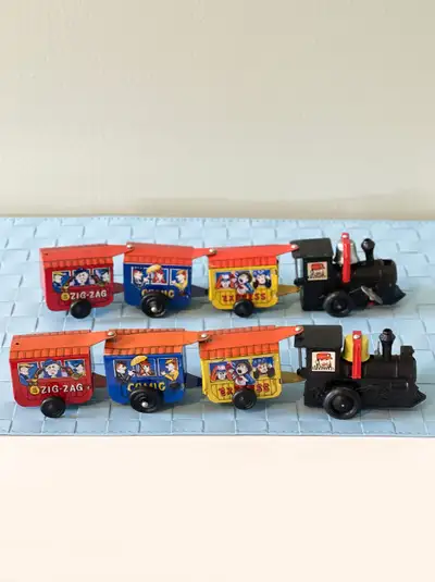 Vintage 1960 Ensemble de 2 Trains en Étain Tin Toy à Remonter, View more