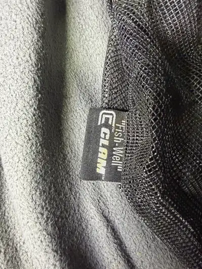 Barely used Clam Fish-Well Floating Livewell in excellent condition! Perfect for ice fishing or use...