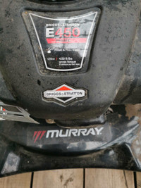 Murray Briggs & Stratton Lawn Mower E450