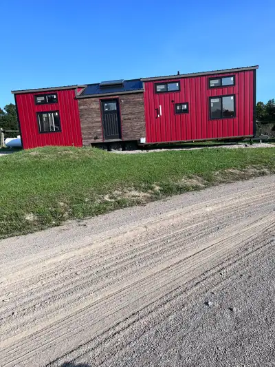 Stunning On or Off-Grid Tiny Home (12×40) | Solar | 2 Lofts Beautiful custom-built tiny home, just 1...