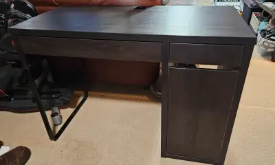 Ikea MICKE desk Pickup only - need to bring friend as I cannot help you move it