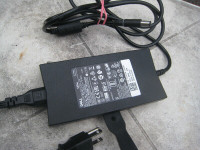 Genuine Dell laptop charger 130W LA 130PM121