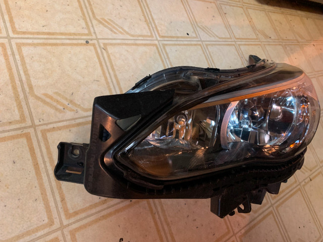 2018-2023 Subaru Cross Trek Left(Driver Side) Headlight OEM in Auto Body Parts in Calgary - Image 2