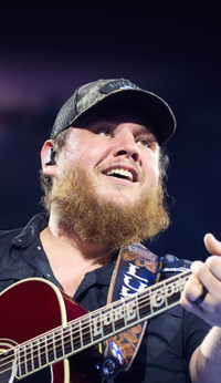 Luke Combs Buffalo