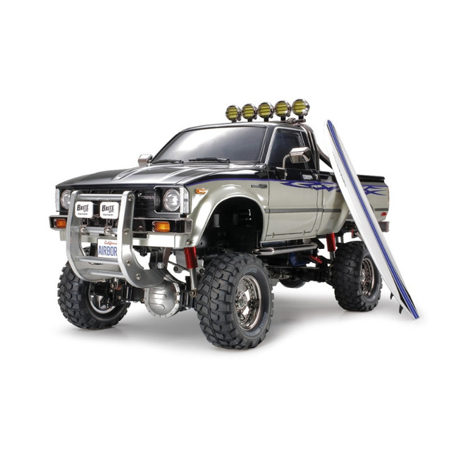 TAMIYA Toyota Hilux High Lift Build Kit in Toys & Games in Mississauga / Peel Region