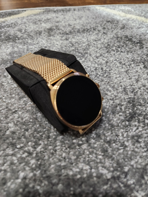 CZ Smartwatch by Citizen in Jewellery & Watches in Calgary