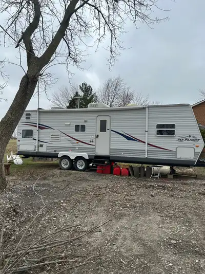 2006 Jayco JayFlight 29’. Front Queen. Back Bunks.Super slide has been rebuilt, clean slate ready fo...