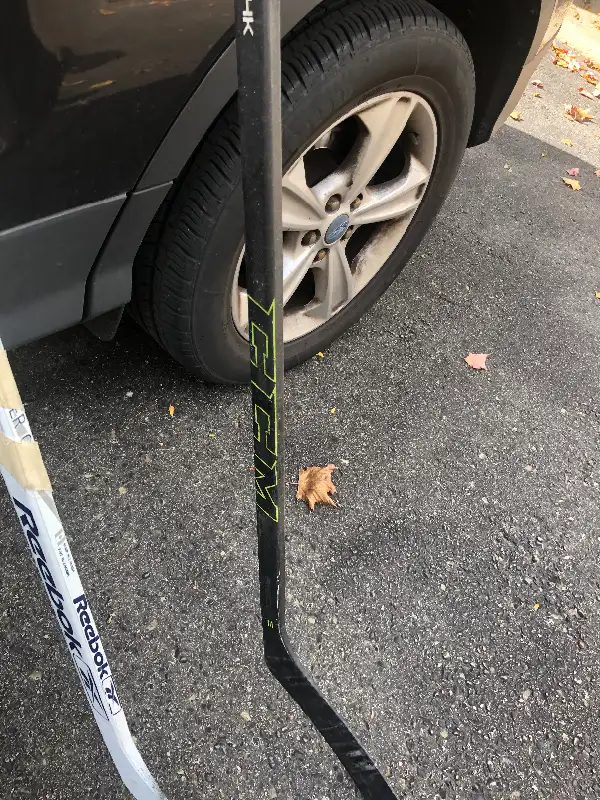 Hockey Sticks in Hockey in Mississauga / Peel Region - Image 7