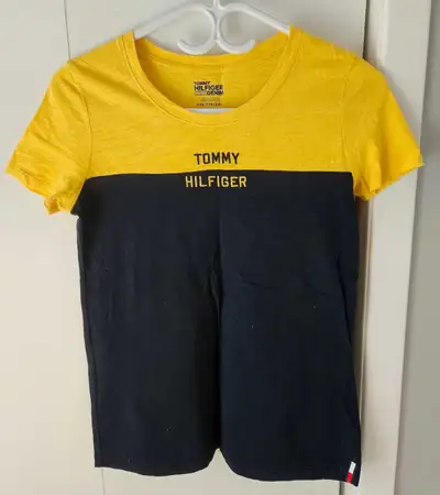 T-Shirt Tommy Hilfiger! Excellente condition!, View more