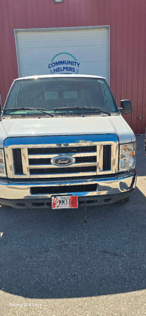 2012 Ford E 350