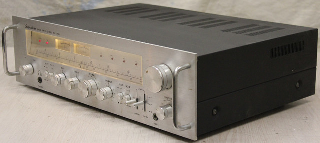Very Rare Vintage Signature DR 30 Receiver in Stereo Systems & Home Theatre in St. Catharines - Image 2