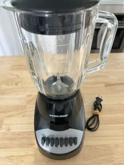 Black & Decker 10 speed blender, View more