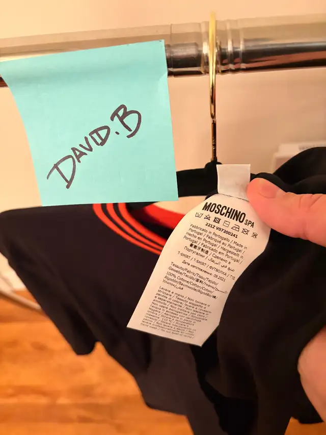Moschino Teddy Varsity slim fit t-shirt sz XXL (fits like M-L) in Men's in City of Montréal - Image 10