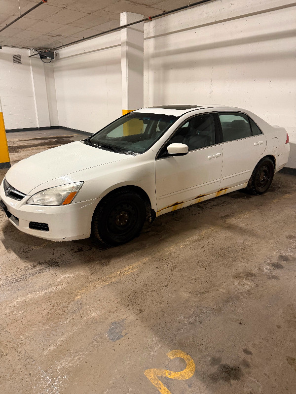 2007 Honda Accord EX-L for sale in Cars & Trucks in Ottawa - Image 2