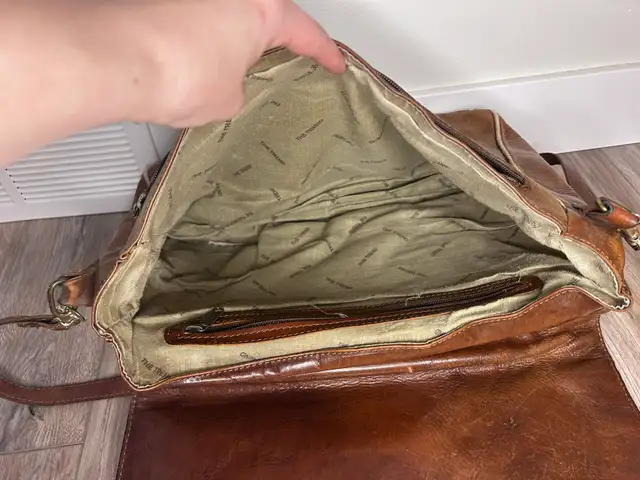 Leather Book Bag569708185986027522