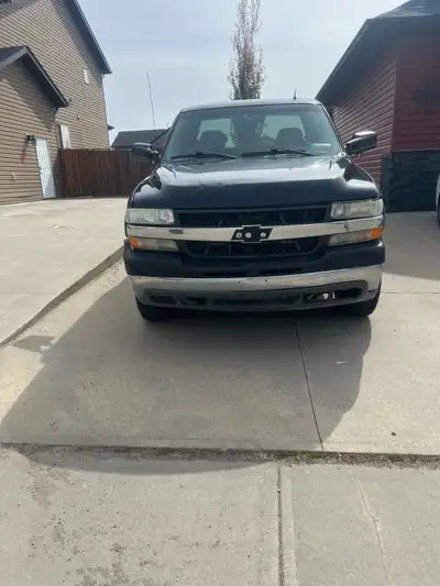 NO TRADES 2001 LB7 Duramax First things first it’s a $5000 4x4 diesel not a brand new truck and it s...