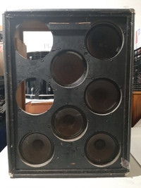 Traynor YC-810 Big B Bass Guitar 8x 10 inch Speaker Cabinet