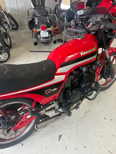 1983 gpz550H1. With only 7.200kms. Bn totally restored by cert mechanic, new tires, brakes, stainles...