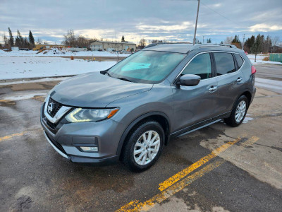 2017 Nissan Rogue SV for sale.