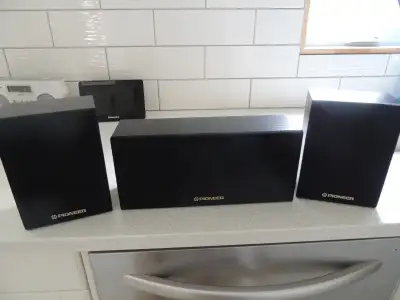 Pioneer surround speakers in VG condition 8 ohm impedance CS-C180K center speaker with spring loaded...