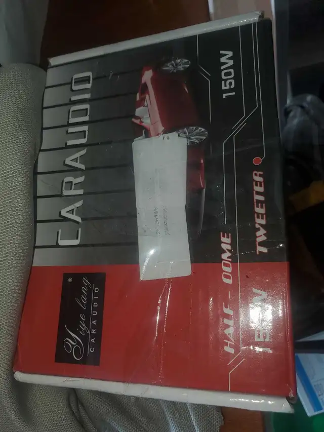 Yige Lang Car Audio Tweeters in Speakers in Edmonton - Image 2